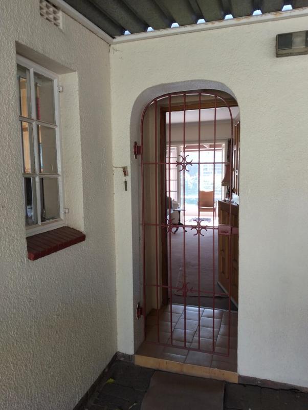 2 Bedroom Property for Sale in Helderkruin Gauteng