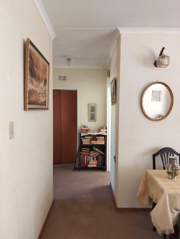 2 Bedroom Property for Sale in Helderkruin Gauteng
