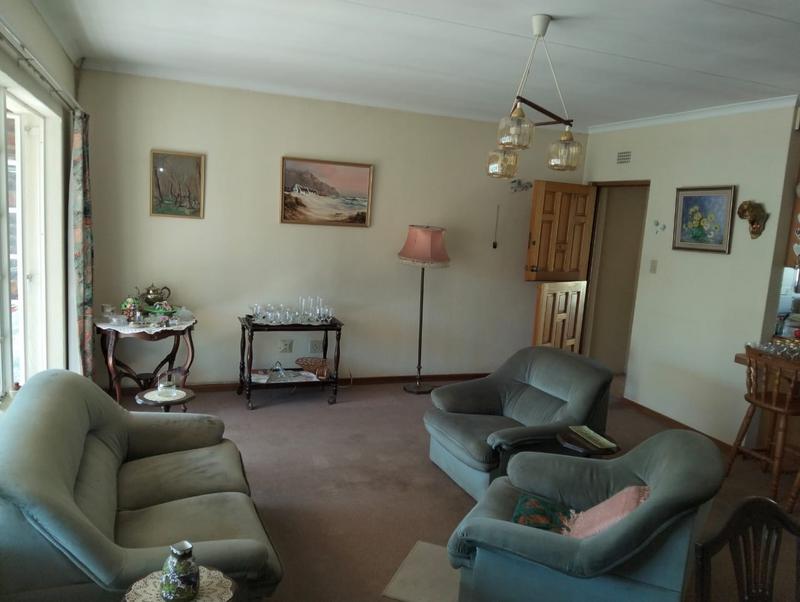 2 Bedroom Property for Sale in Helderkruin Gauteng
