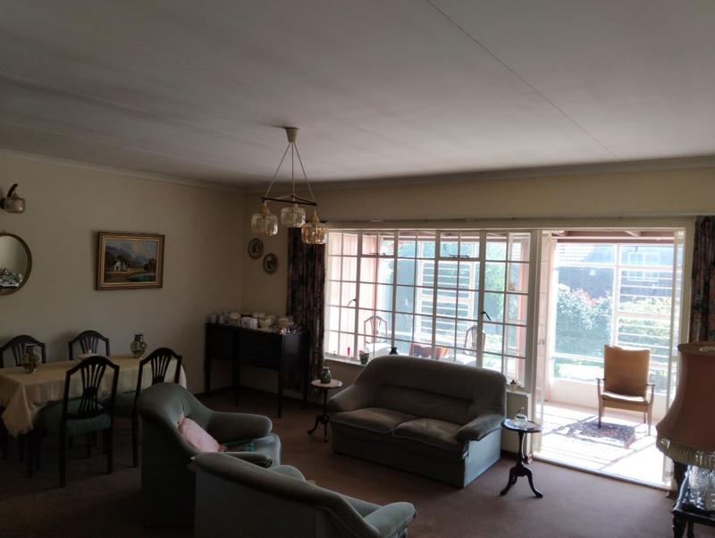 2 Bedroom Property for Sale in Helderkruin Gauteng