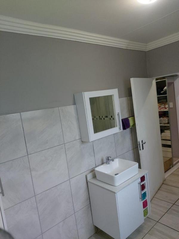 3 Bedroom Property for Sale in Amandasig Gauteng