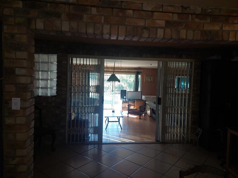 3 Bedroom Property for Sale in Heatherdale AH Gauteng