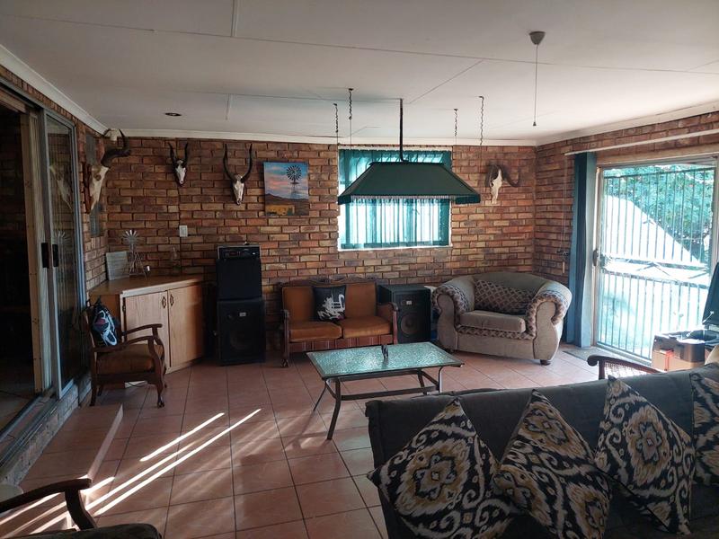 3 Bedroom Property for Sale in Heatherdale AH Gauteng