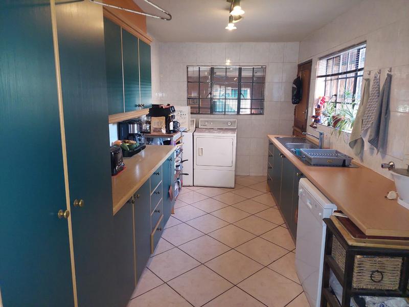 3 Bedroom Property for Sale in Heatherdale AH Gauteng