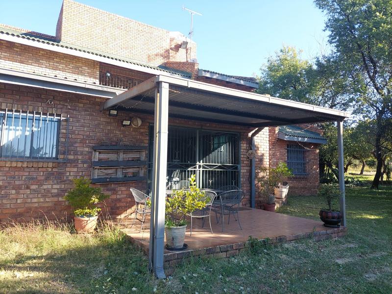 3 Bedroom Property for Sale in Heatherdale AH Gauteng