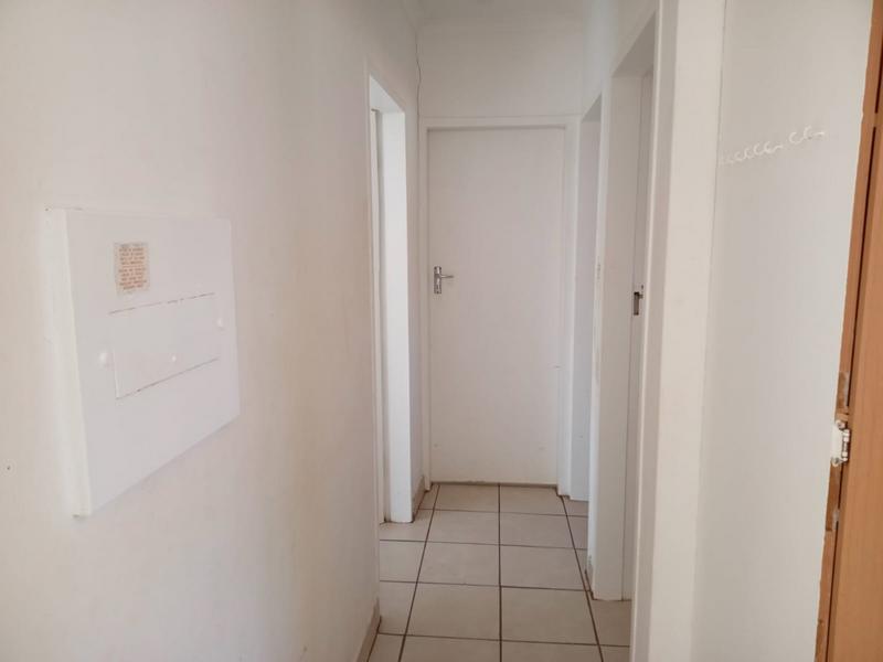 2 Bedroom Property for Sale in Hesteapark Gauteng