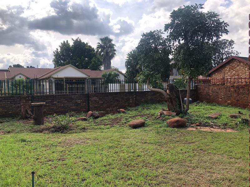4 Bedroom Property for Sale in Karenpark Gauteng
