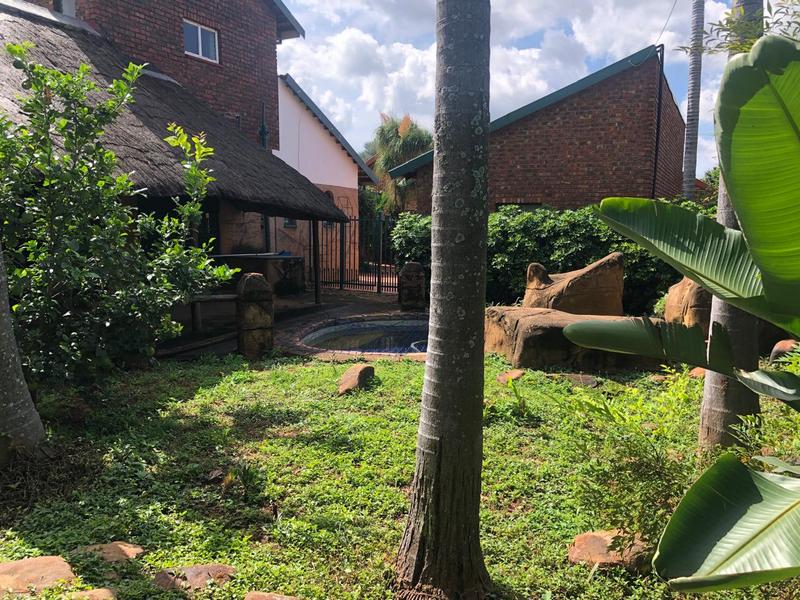4 Bedroom Property for Sale in Karenpark Gauteng