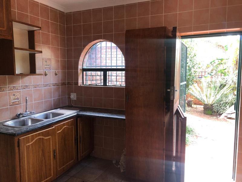 4 Bedroom Property for Sale in Karenpark Gauteng