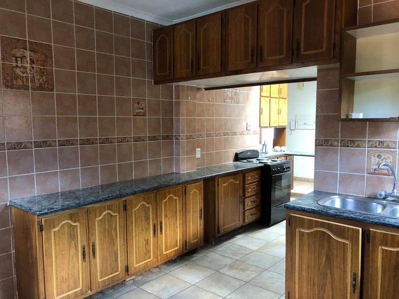 4 Bedroom Property for Sale in Karenpark Gauteng