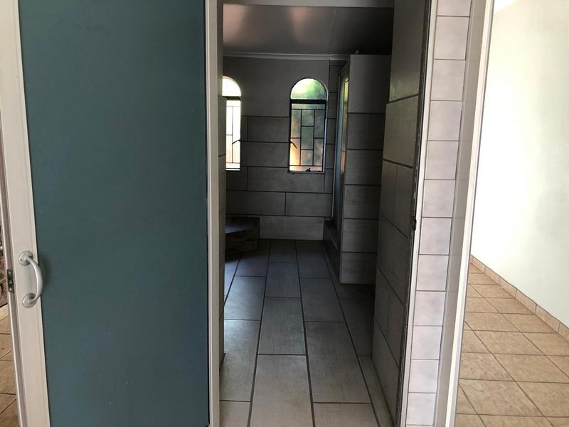 4 Bedroom Property for Sale in Karenpark Gauteng