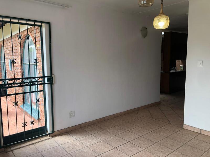 4 Bedroom Property for Sale in Karenpark Gauteng