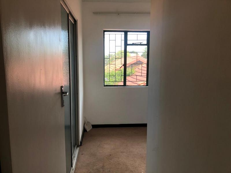 4 Bedroom Property for Sale in Karenpark Gauteng
