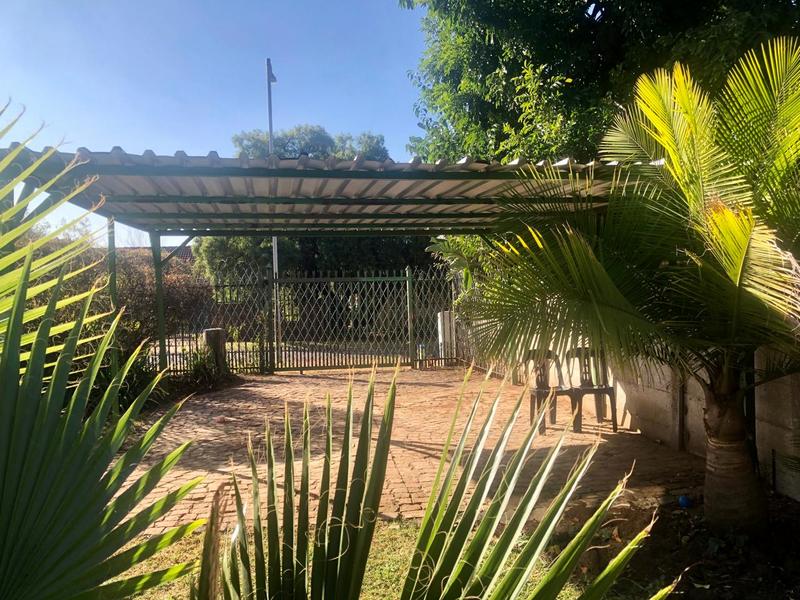 4 Bedroom Property for Sale in Karenpark Gauteng