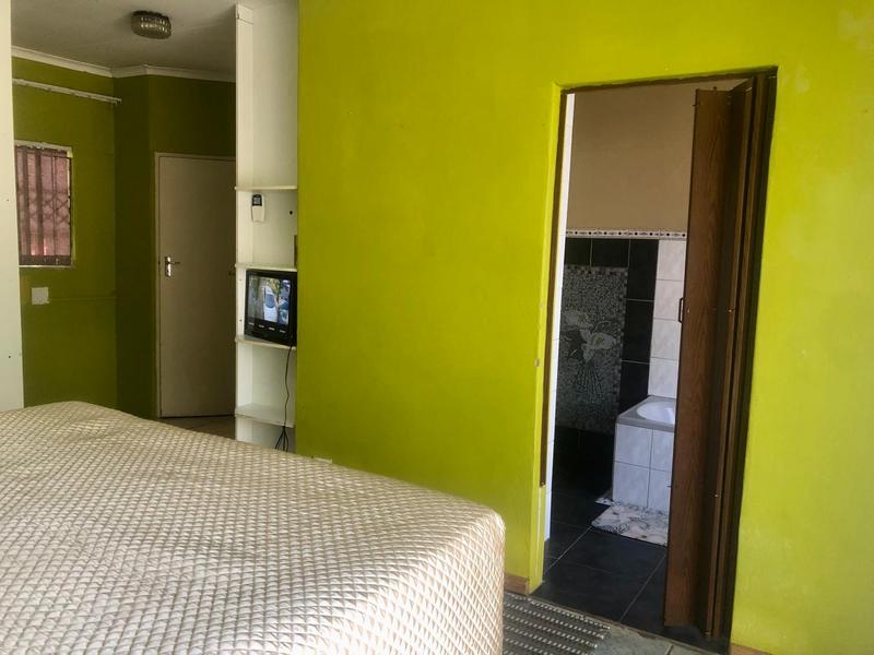 4 Bedroom Property for Sale in Karenpark Gauteng