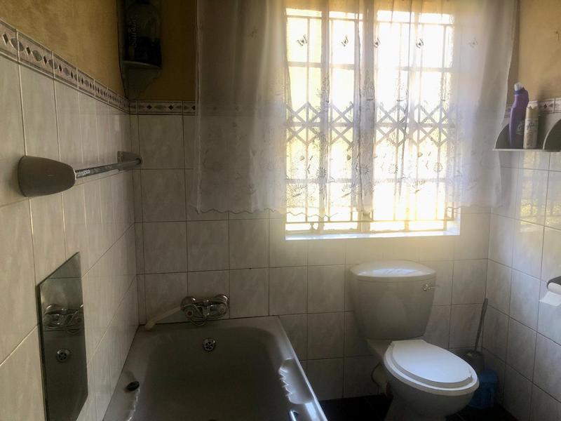4 Bedroom Property for Sale in Karenpark Gauteng