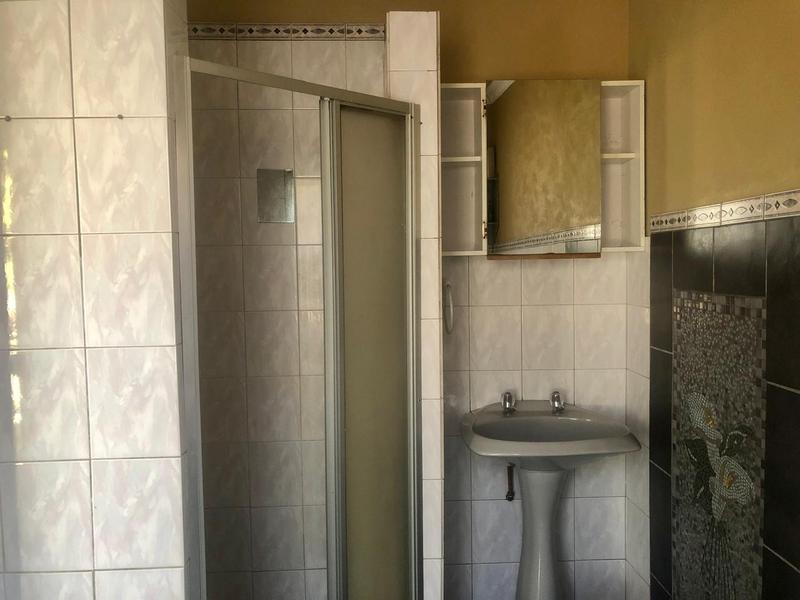 4 Bedroom Property for Sale in Karenpark Gauteng