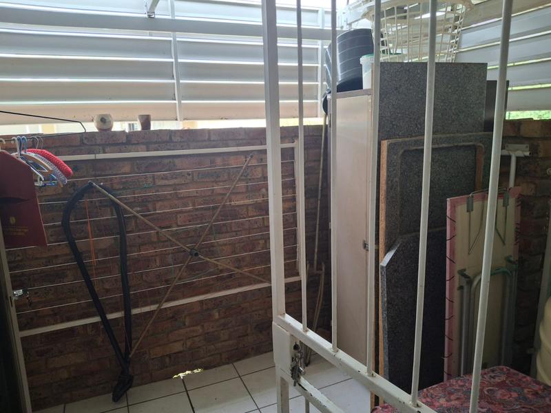 2 Bedroom Property for Sale in Ninapark Gauteng