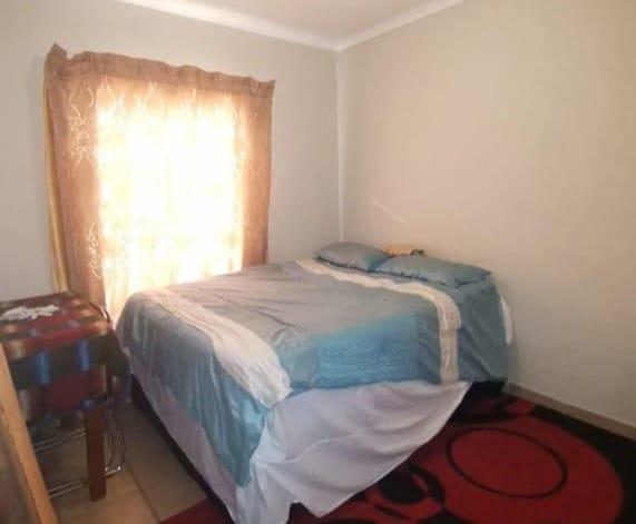 2 Bedroom Property for Sale in The Orchards Gauteng