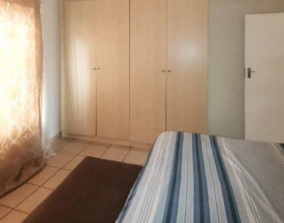 2 Bedroom Property for Sale in The Orchards Gauteng