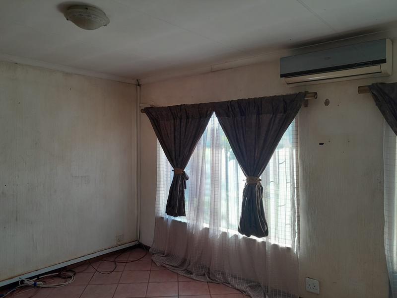 2 Bedroom Property for Sale in The Orchards Gauteng