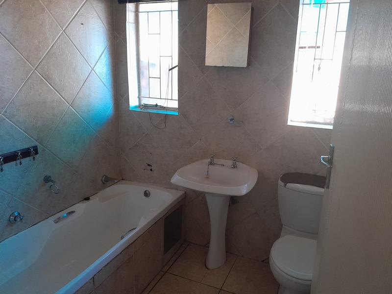 2 Bedroom Property for Sale in The Orchards Gauteng