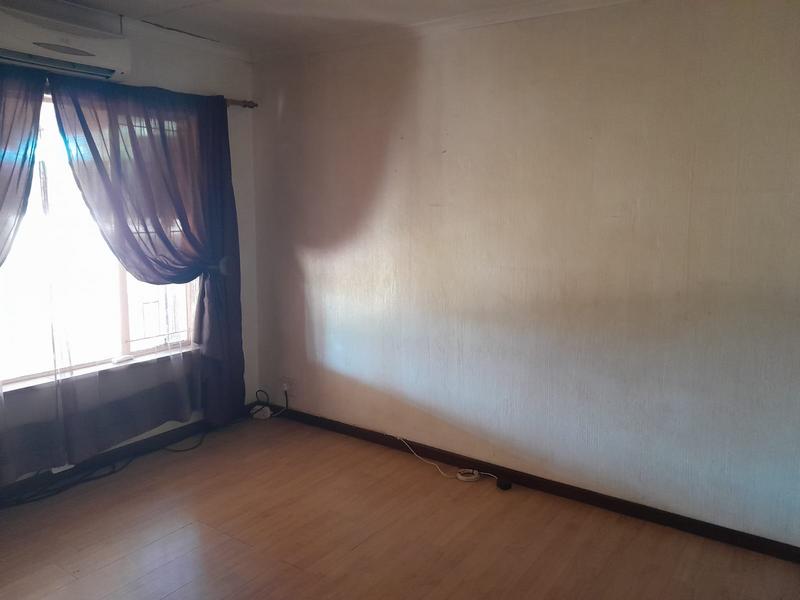 2 Bedroom Property for Sale in The Orchards Gauteng