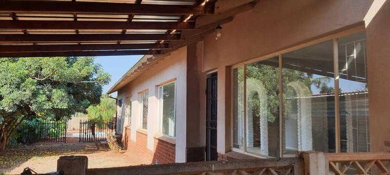 4 Bedroom Property for Sale in The Orchards Gauteng