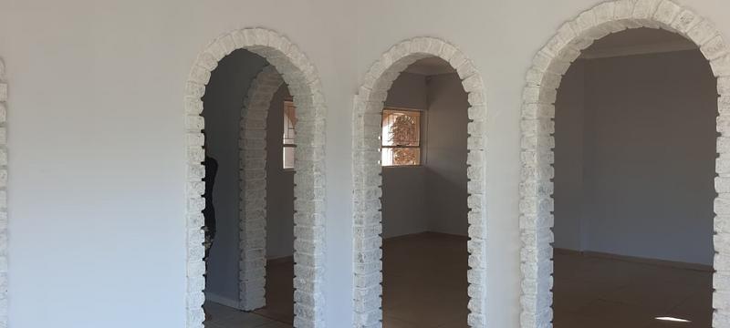 4 Bedroom Property for Sale in The Orchards Gauteng