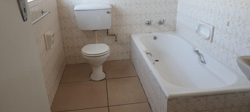 4 Bedroom Property for Sale in The Orchards Gauteng