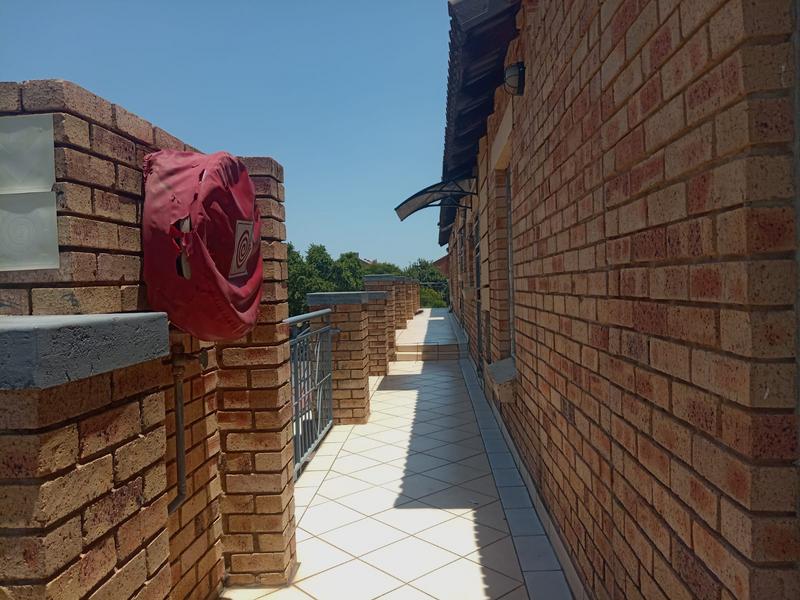 2 Bedroom Property for Sale in Theresa Park Gauteng