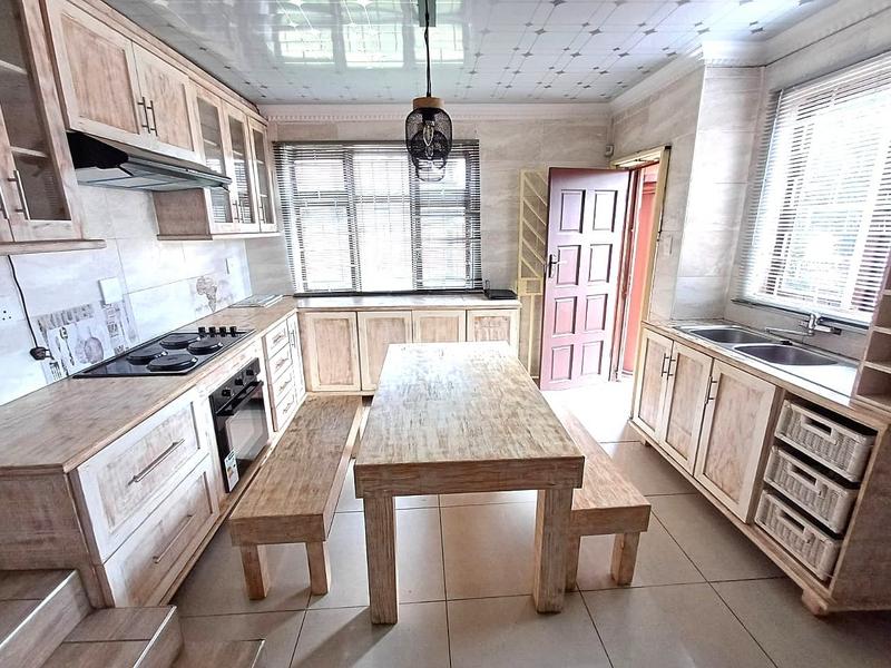 4 Bedroom Property for Sale in Theresa Park Gauteng