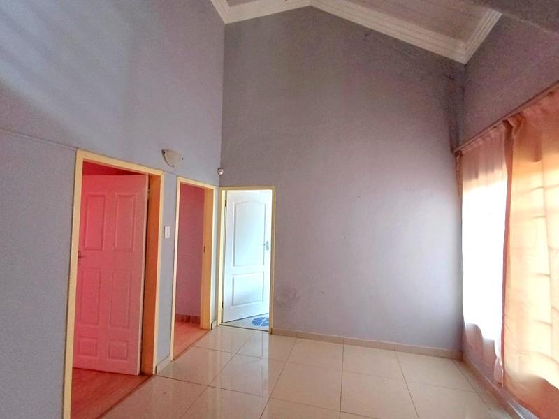 4 Bedroom Property for Sale in Theresa Park Gauteng