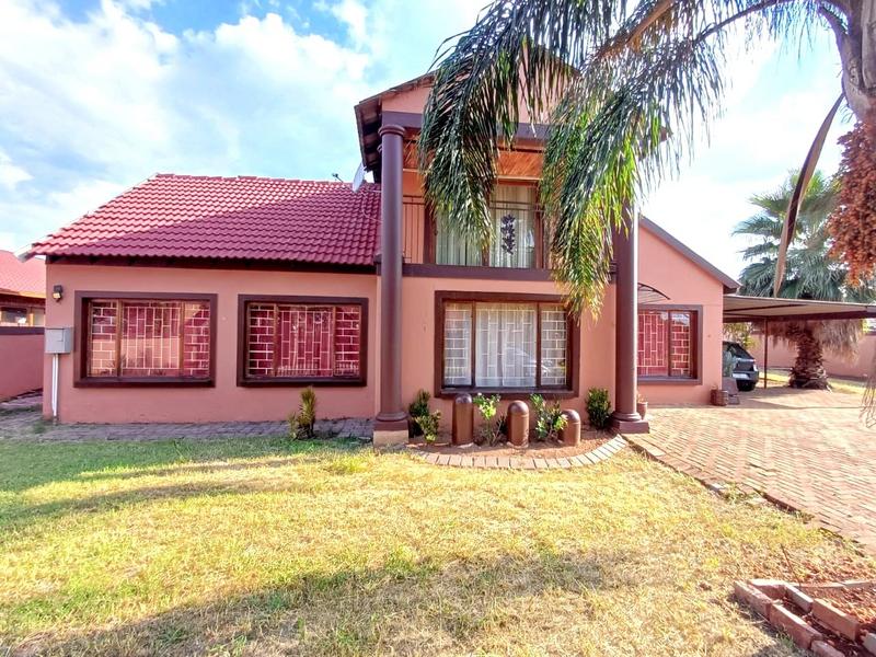 4 Bedroom Property for Sale in Theresa Park Gauteng