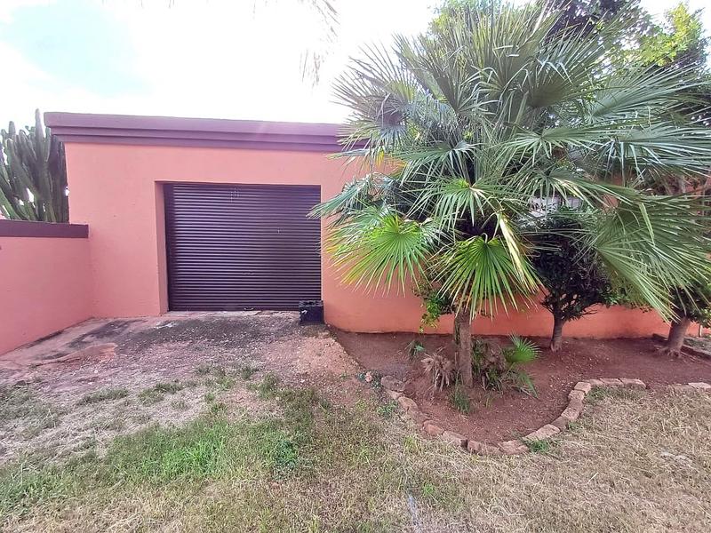 4 Bedroom Property for Sale in Theresa Park Gauteng