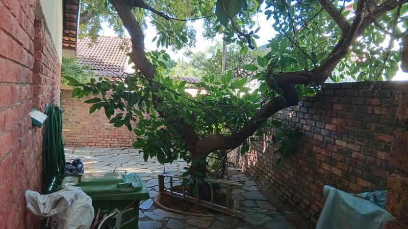 4 Bedroom Property for Sale in Theresa Park Gauteng