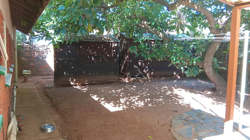 4 Bedroom Property for Sale in Theresa Park Gauteng