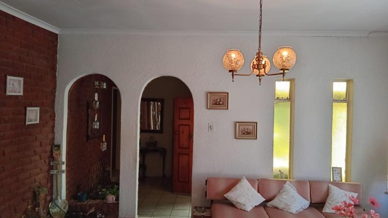 4 Bedroom Property for Sale in Theresa Park Gauteng