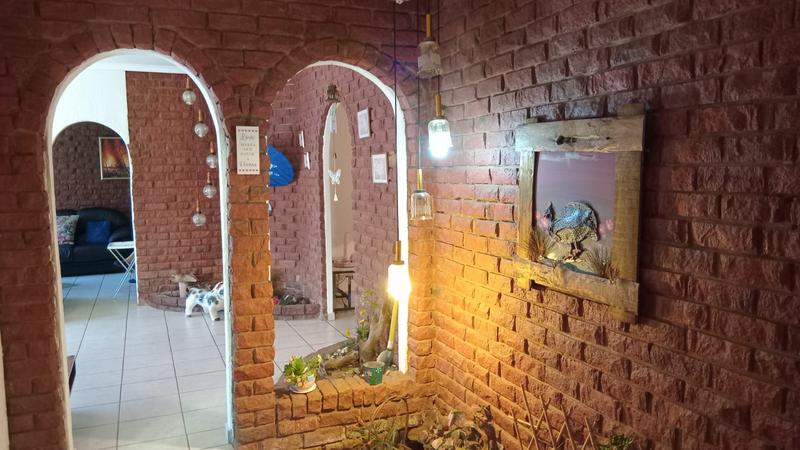 4 Bedroom Property for Sale in Theresa Park Gauteng