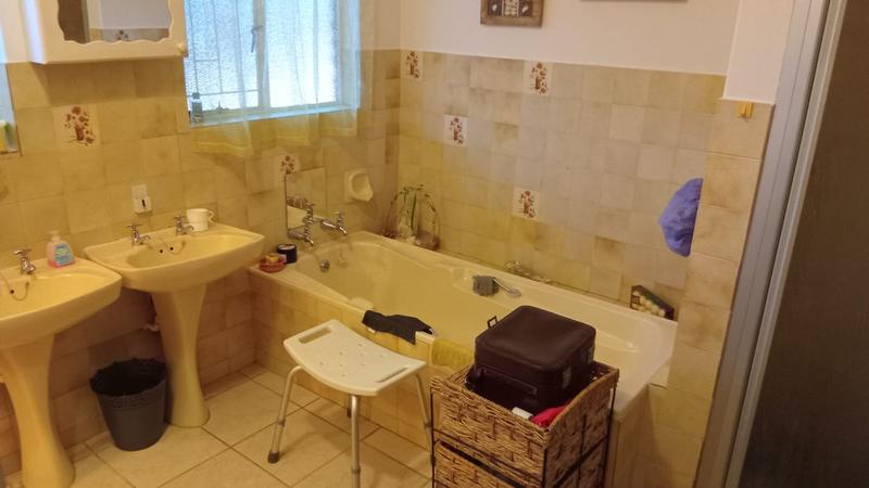 4 Bedroom Property for Sale in Theresa Park Gauteng