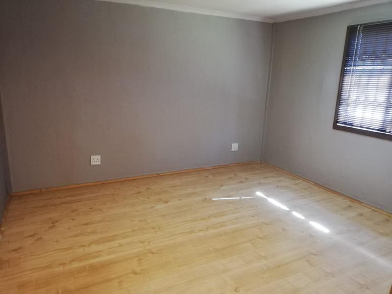 5 Bedroom Property for Sale in Winternest Gauteng