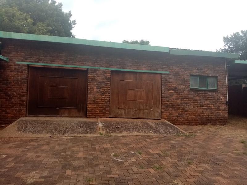 5 Bedroom Property for Sale in Gerardsville Gauteng