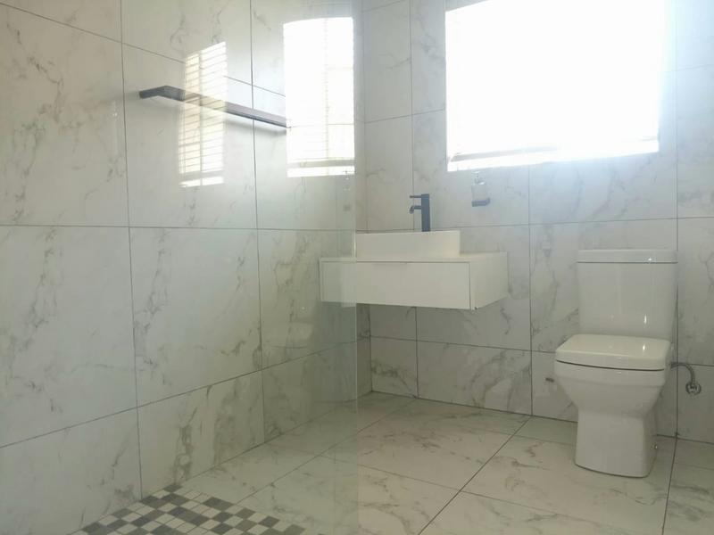 2 Bedroom Property for Sale in Andeon Gauteng