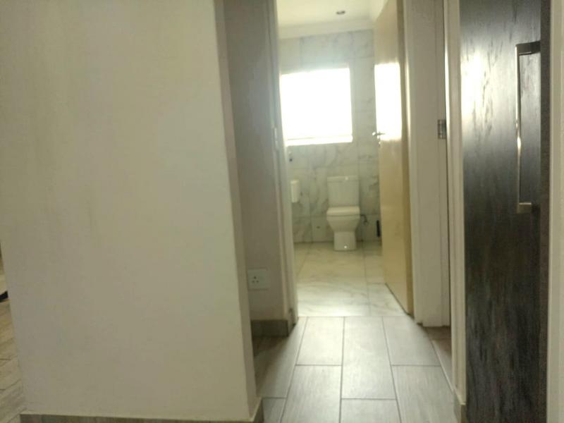 2 Bedroom Property for Sale in Andeon Gauteng