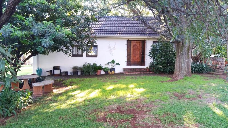 6 Bedroom Property for Sale in Andeon Gauteng