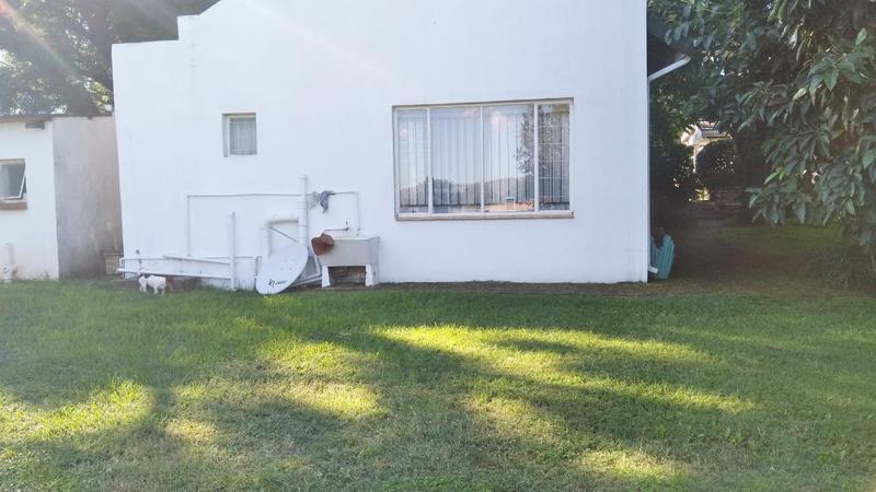 6 Bedroom Property for Sale in Andeon Gauteng
