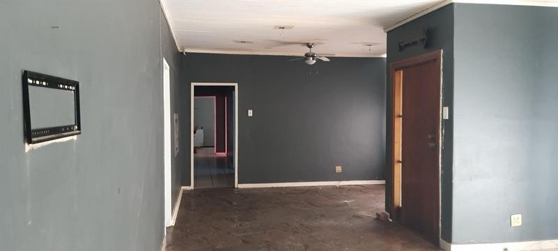 4 Bedroom Property for Sale in Andeon Gauteng