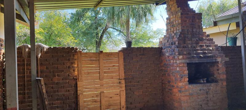4 Bedroom Property for Sale in Andeon Gauteng