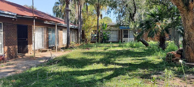 4 Bedroom Property for Sale in Andeon Gauteng