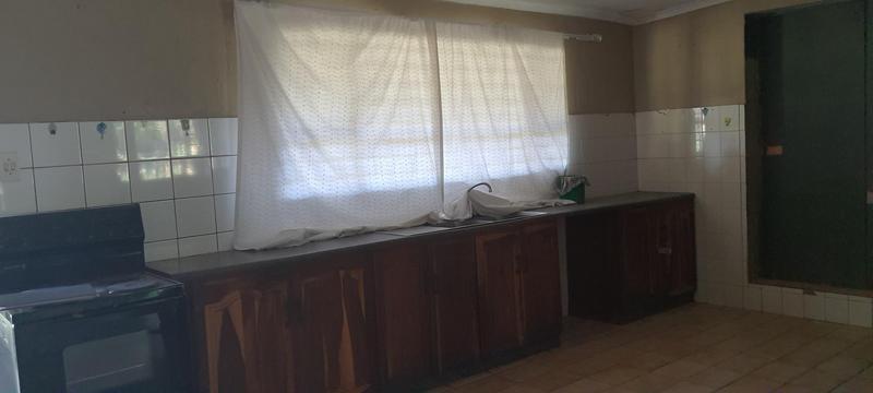 4 Bedroom Property for Sale in Andeon Gauteng